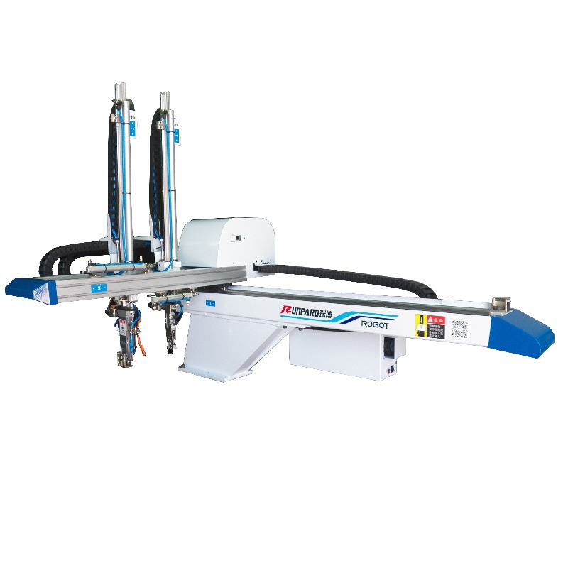 Manipulator będzie wielkim pomocnikiem w produkcji wtrysku