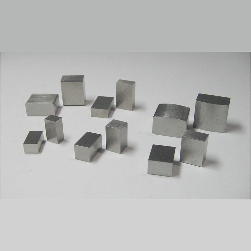 Odporność na wysoką twardość Magnes Alnico dostosowany do odporności na wysoką temperaturę