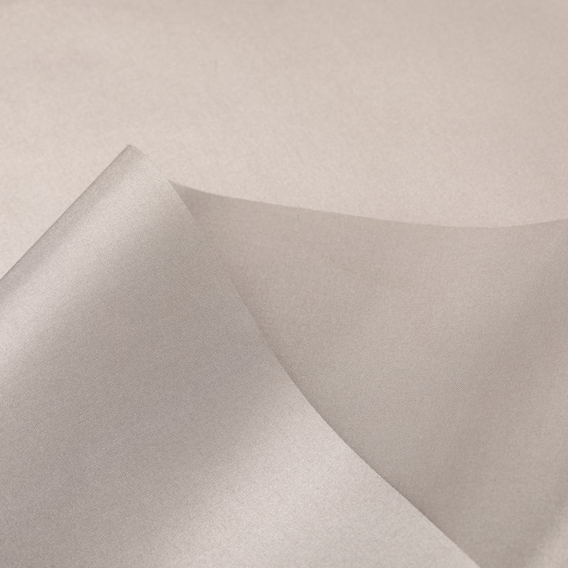 Tkanina przewodząca ekranowanie elektromagnetyczne Tkanina odporna na promieniowanie Wyściółka szczotkowa RFID antykradzieżowa