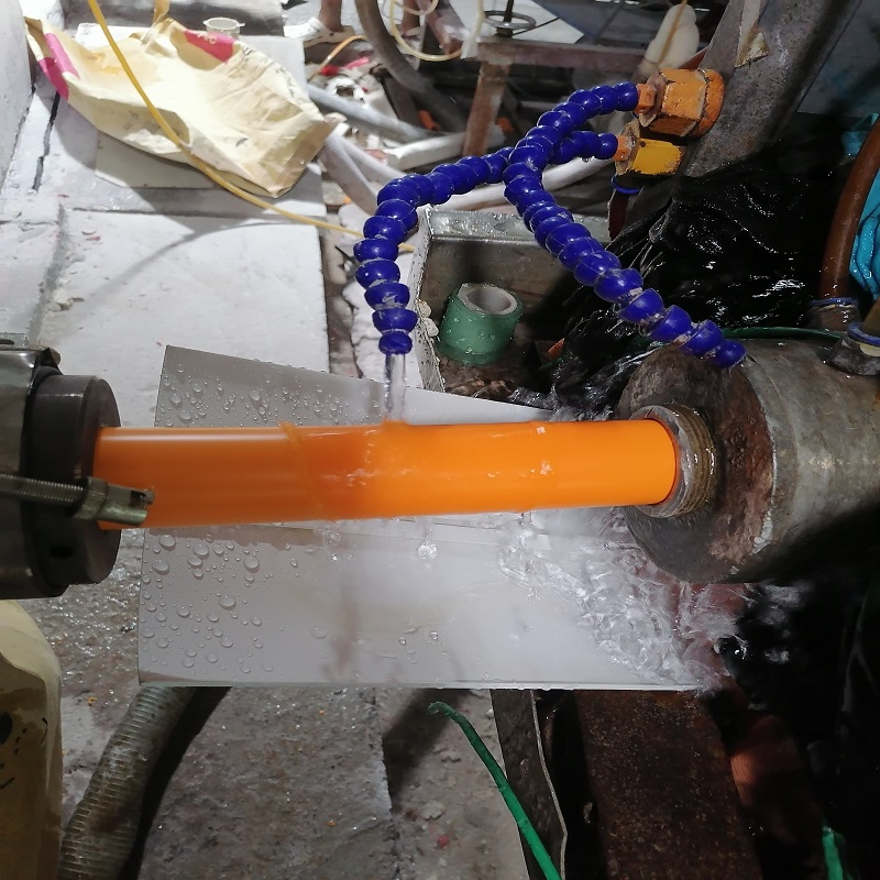 Niestandardowa rura z PVC Wytłaczane plastikowe rury z PVC Sztywna rura z tworzywa sztucznego z PVC