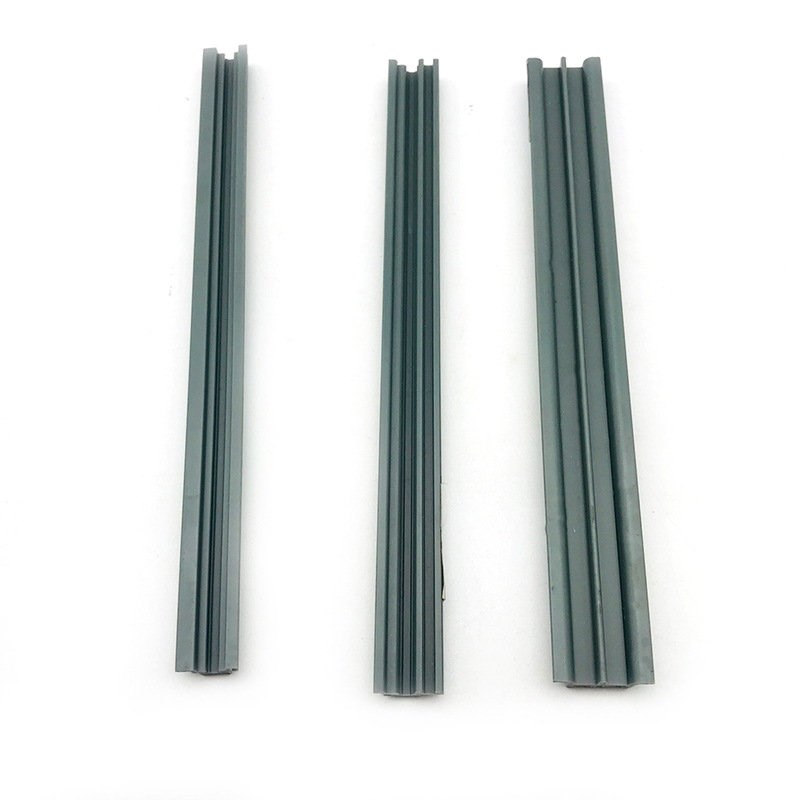 Plastikowy pasek do drzwi zaprezentowania drzwi