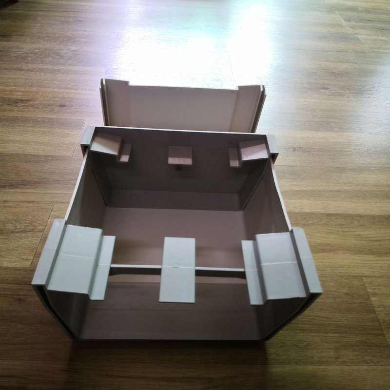 przenośne, nietoksyczne, plastikowe koryto z PVC do bezglebowej uprawy roślin