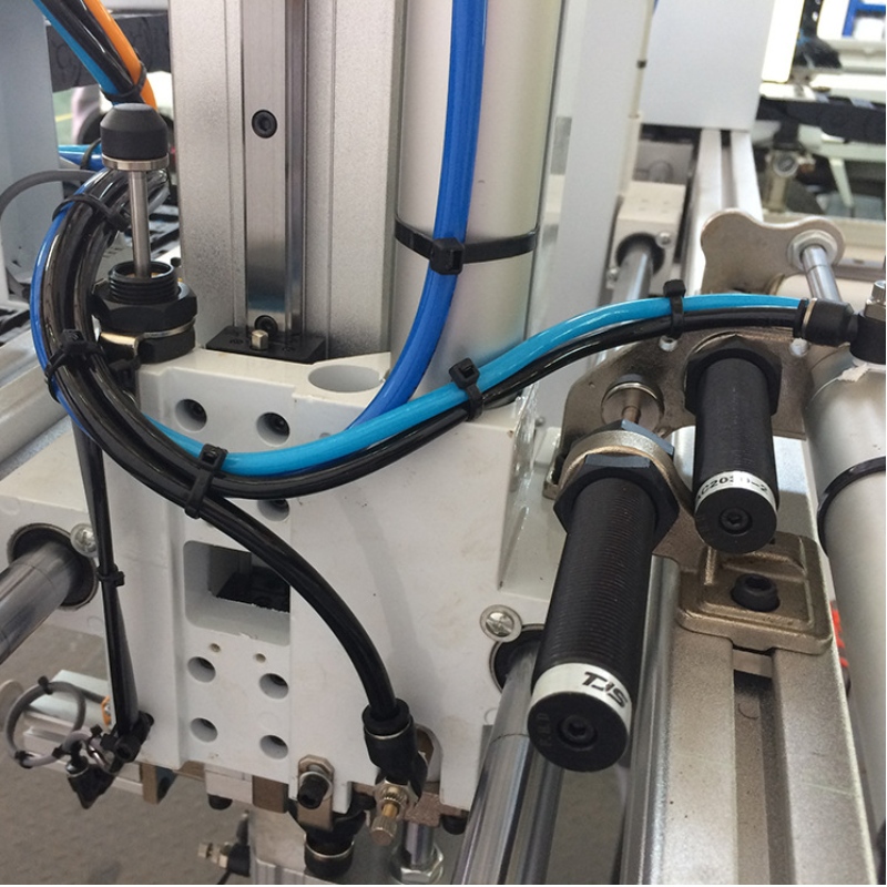 Lekki manipulator przesuwny przemysłowy / manipulator bezpieczeństwa przemysłowego / robot przesuwający serwo AC