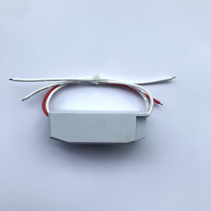 6W 12V Wodoodporny plastikowy zasilacz impulsowy Niska moc Regulowany sterownik LED Wodoodporny plastik