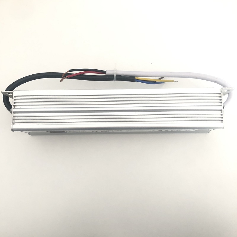 150W-12V lampa LED w szafce na wino Linia lampa zasilająca elektroniczną powłokę aluminiową