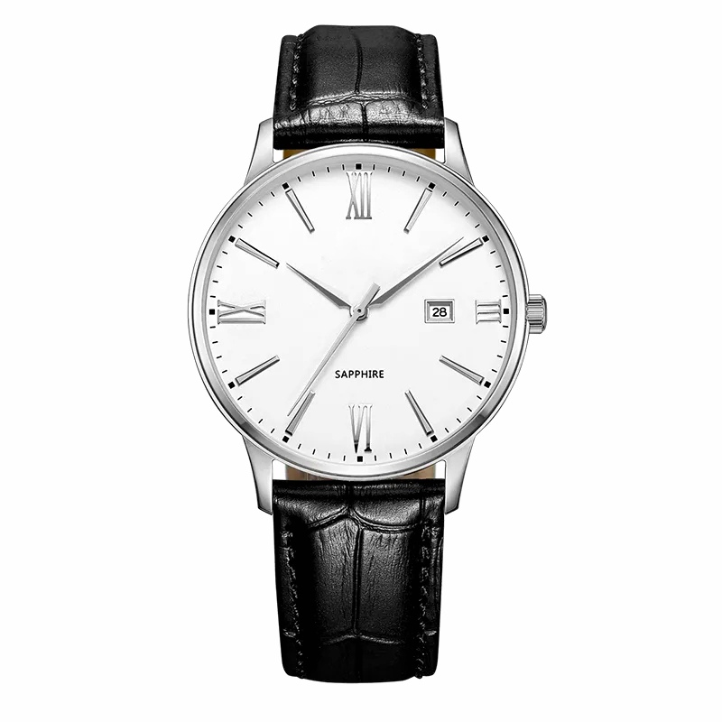 Mechaniczny zegarek w prostym stylu