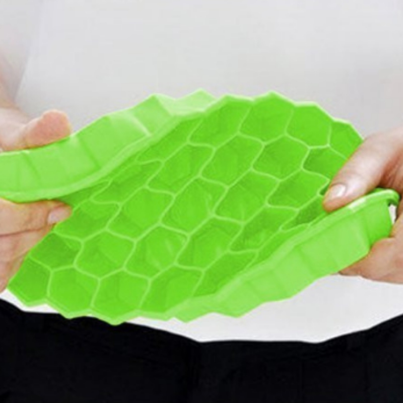 37-komórkowe siatki lodowe z plastrem plastra lodowego z pokrywą do lodówki.