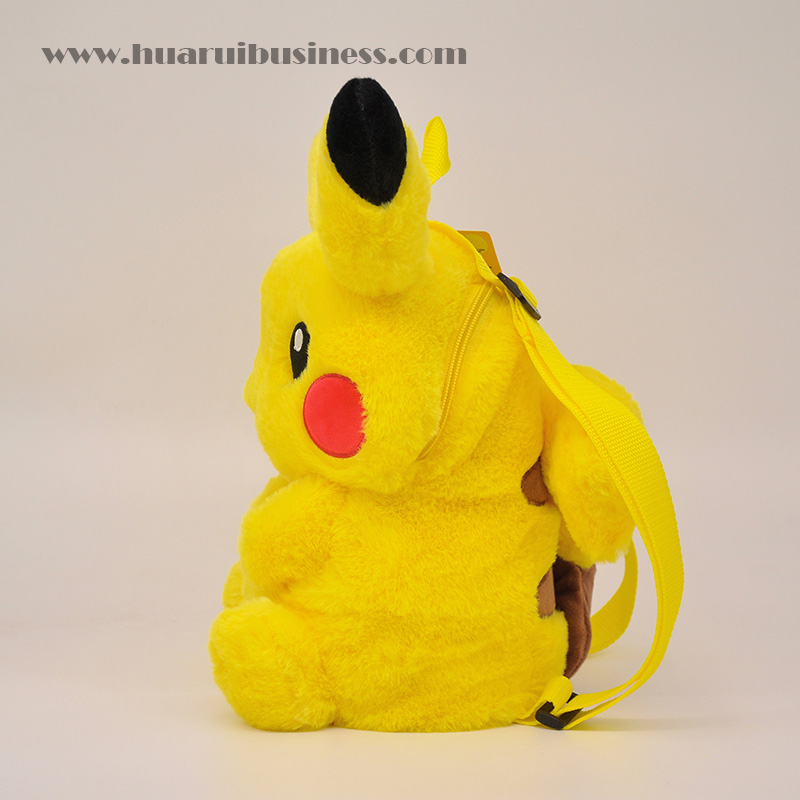 Pikachu pluszowy plecak