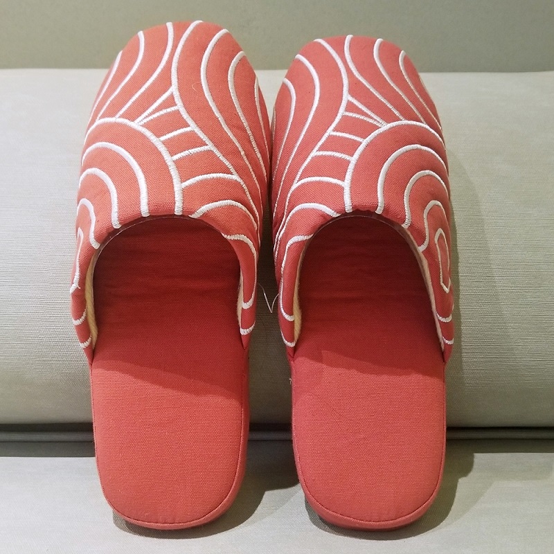 Japonia Embordiery Mule Slippers