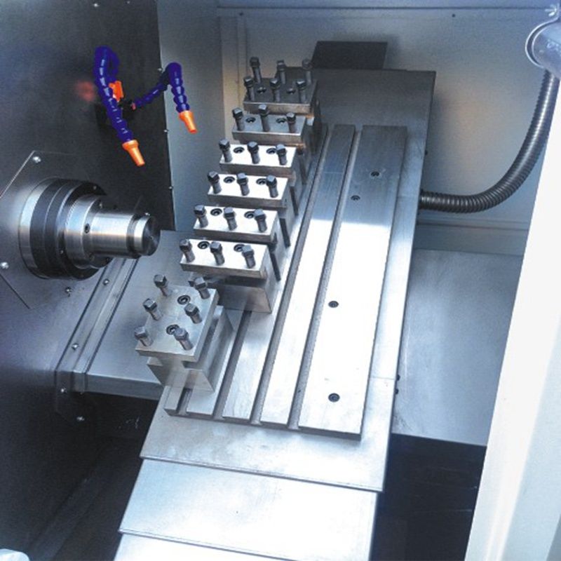 Niesamowita tokarka CNC w fabryce Doskonały proces obróbki CNC