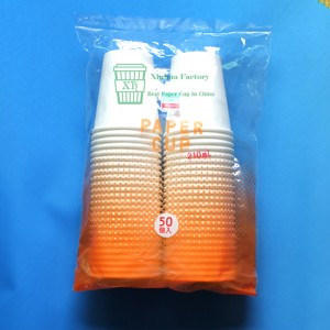 Kubek papierowy o pojemności 7 uncji 210 ml