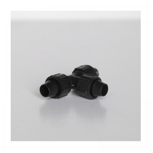 Trójnik do nawadniania kropelkowego