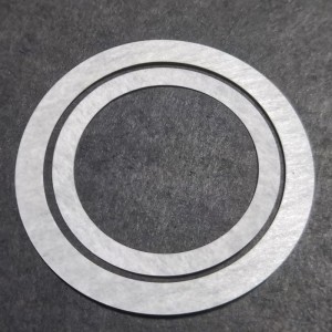 Papier izolacyjny trudnopalny i odporny na rozdarcie Biały papier aramidowy DMD Okrągły papier izolacyjny wysokotemperaturowy Obróbka niestandardowa 0,15 mm