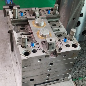 Potrzebne są niestandardowe medyczne instrumenty ultradźwiękowe. PP ABS Akcesoria do formowania wtryskowego