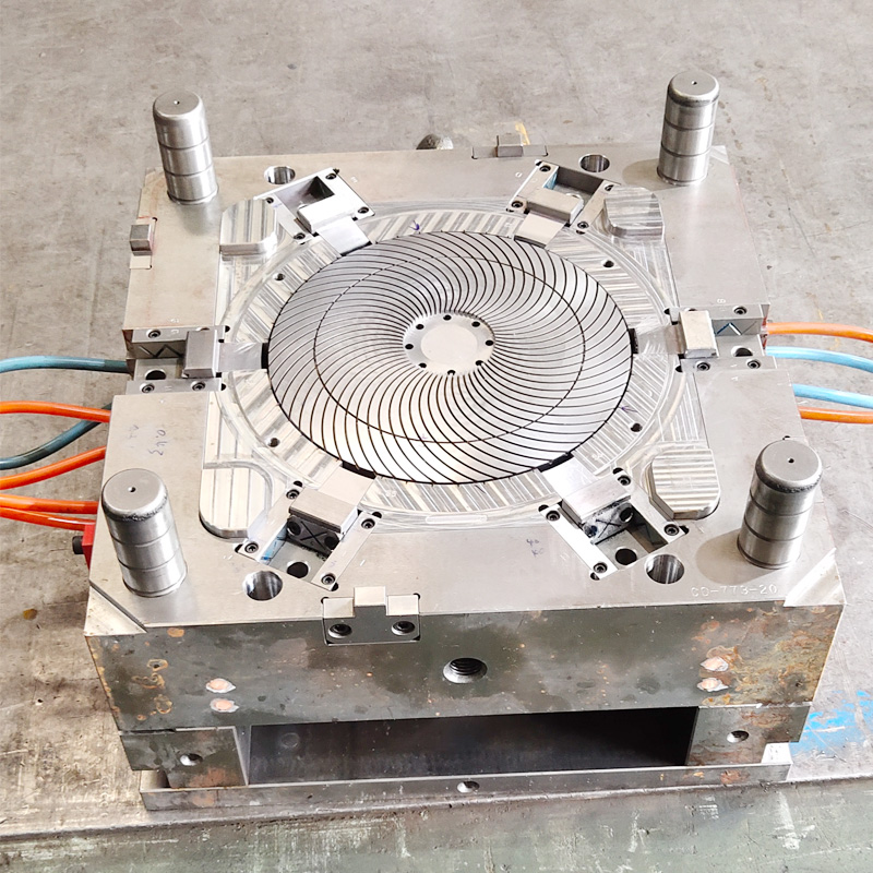 Co powinno zwracać uwagęna projekt formy wtryskowej