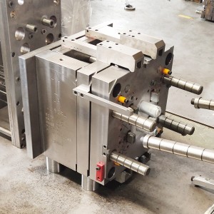 Producent Chiny Niestandardowe profesjonalne formy wtryskowe Precyzyjne formy z tworzyw sztucznych