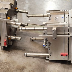 Najlepiej sprzedające się produkty o wysokim połysku Producenci z Chin Odkurzacze samochodowe Formy plastikowe