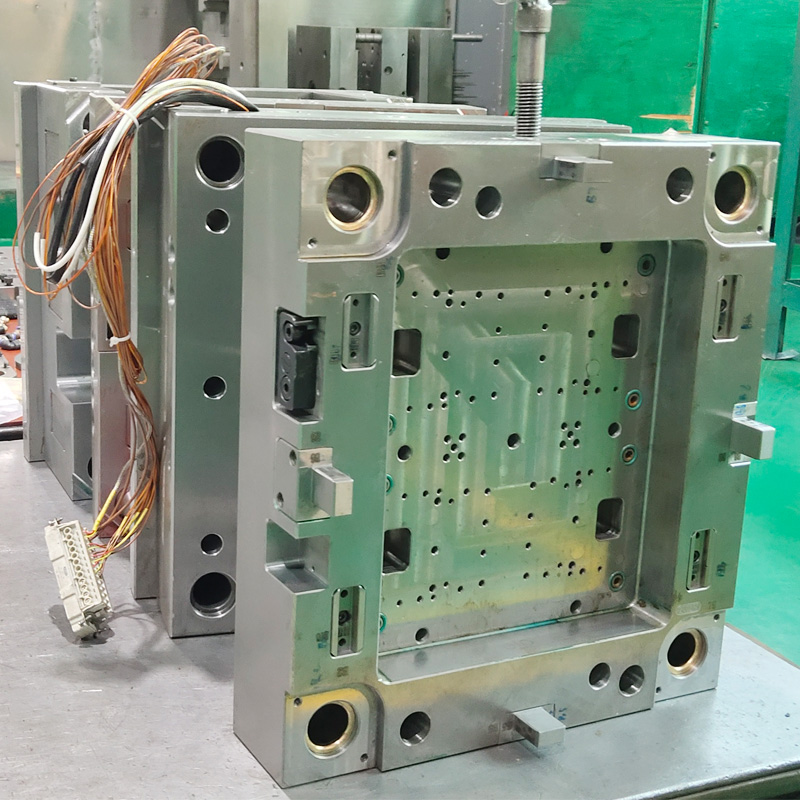 Jiad promuje pomoc w ubóstwie poprzez zatrudnienie w Chuxiong, Yunnan