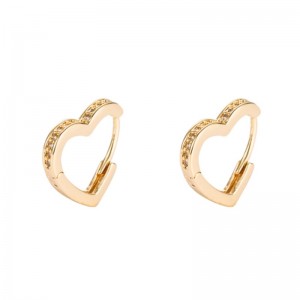Źródło transgraniczne koreańskie kolczyki masy mosiężne Mikro-inkrustowane cyrkonki kolczyki kobiece europejskie i amerykańskie temperament w kształcie serca małe kolczyki