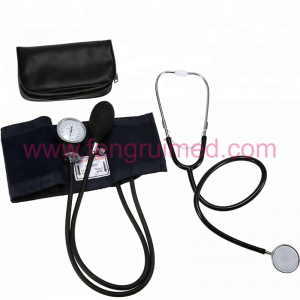 Sphygmomanometr aneroid z stetoskopem