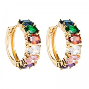 Akcesoria do mody transgranicznej Dzikie cyrkonie kolczyki inkrustowane Panie pozłacane europejskie i amerykańskie proste kolczyki w fabryce