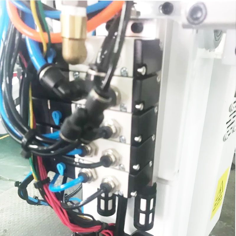 Automatyczne manipulator skośnych ramienia maszyny do formowania wtryskowego odbiera obrotową maszynę do manipulatora pojedynczego ramienia z dużą prędkością