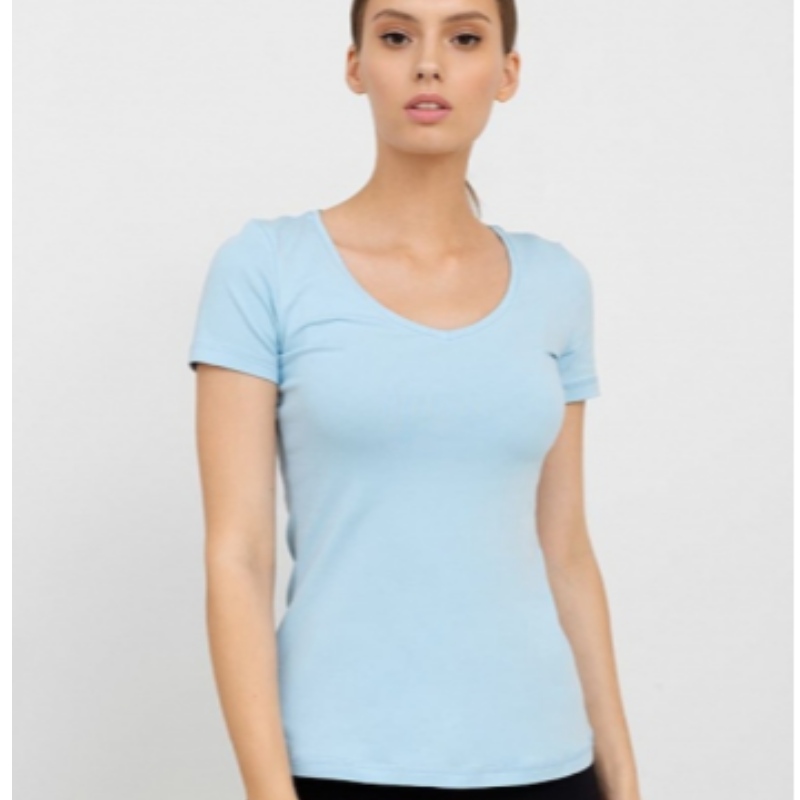 Slim Fit T-shirt w jasnoniebieskim