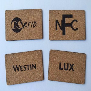 Drewniana karta pokoju