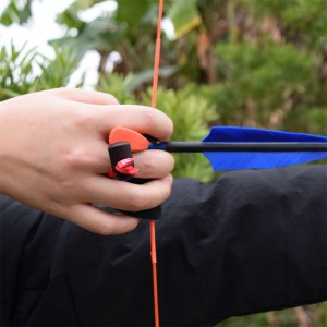 Elong Outdoor 42FT06 S o rozmiarze RH Łucznictwo Finger Finger do Recurve Bow Targing Targing Cel and Practice