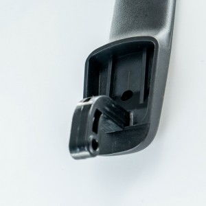 Uchwyty plastikowe 7.