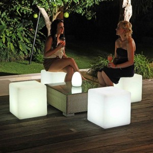 LED LUMINY BUBE LIGE Creative Outdoor Waterproof Stool Square KTV Square Krzesło Bar stołkowy koncertna impreza Atmosfery Layout