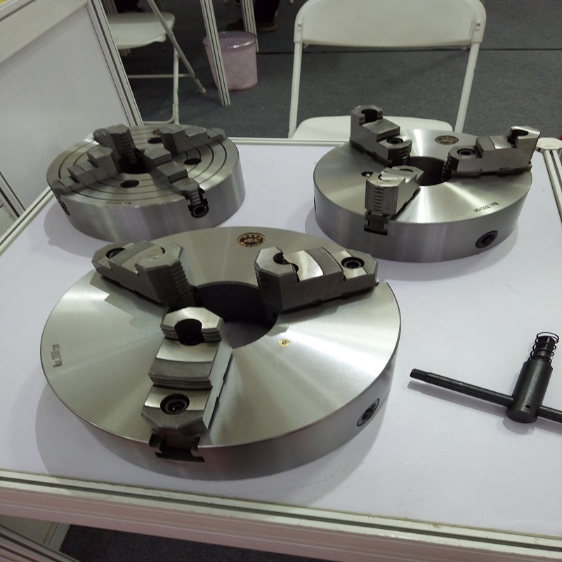 Trzy jaw chuck cztero-jaw chuck cztery szczęki chuck trzy-jaw hydraulic chuck