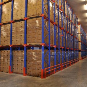 Napęd w systemach stojakowych