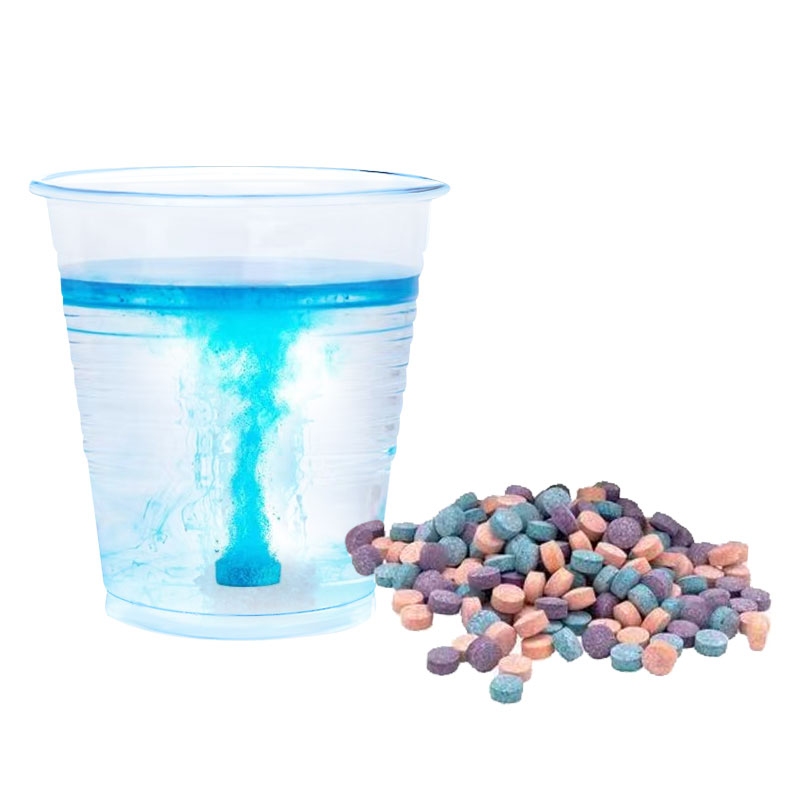 Magiczna zabawka, która może absorbować wodę i stać się duża