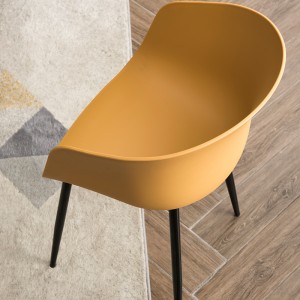 Nowoczesny włoski styl francuski Wysokiej jakości plastikowy Pp Shell Kuchnia Jadalnia Plastikowe krzesło do jadalni