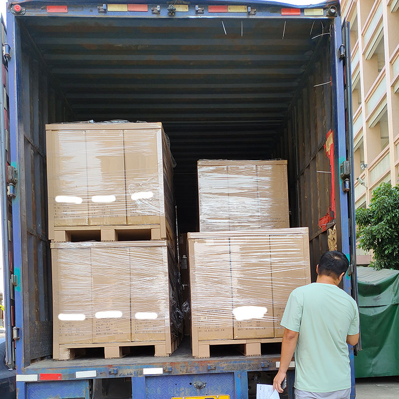 Eksportowanie strzał węglowych