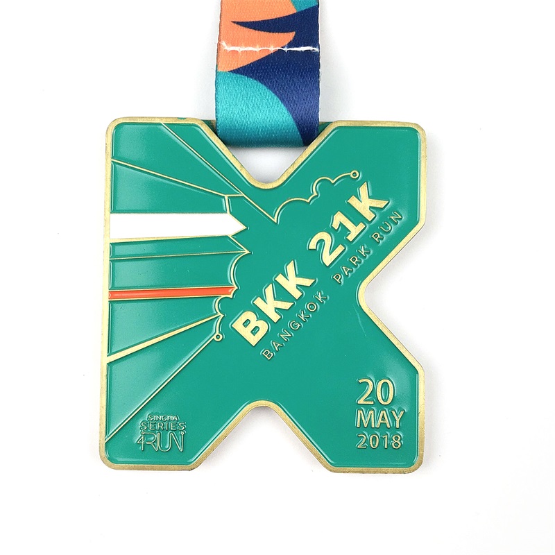 Custom Medals Enamel 3D Gold Metal Award Marathon Running Sport Medal