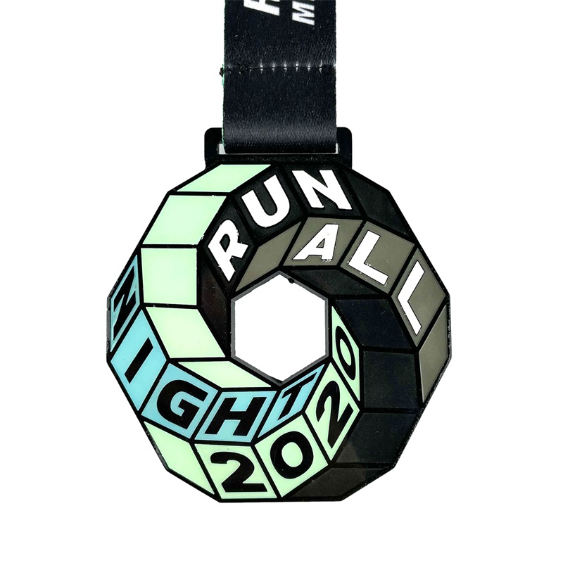 Dostosowane metalowe medale 3Dna imprezy sportowe z wstążką wisiant Luminous Metal Sport Medals Halloween Shine in the Dark Medal