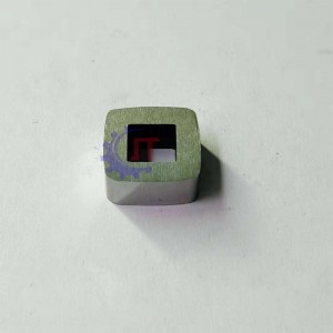 632904000 B002 Zasilanie zasilania Kolejna górna ＆ Dolna L4 X W10 x H19mm