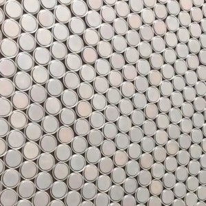 Magnes z pojedynczym bocznym