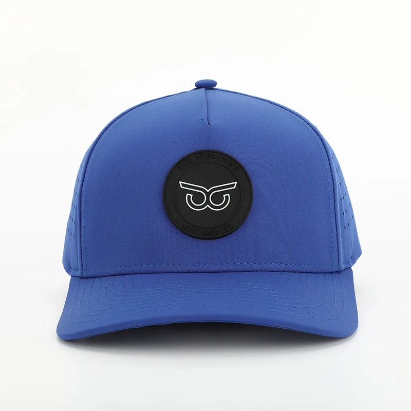 Nowa modaniestandardowa logo PVC 5 Wodoodporna poliestrowa czapka golfowa poliester, perforowany tata, krojony laser