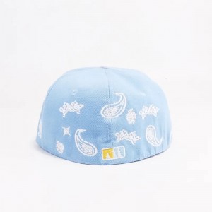 Hurtowe czarneniestandardowe kapelusze snapback 100% akrylowa czapka hip hop snapback haft haftowe płaskie kapelusze