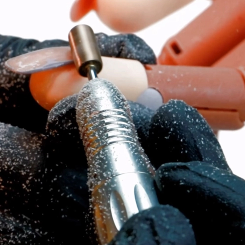 Unikalne i abstrakcyjne projekty paznokci