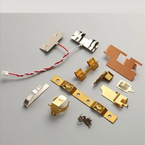 Producent OEM Niestandardowe mosiężne części do tłoczenia małych blach 5-gwiazdkowa usługa tłoczenia metali