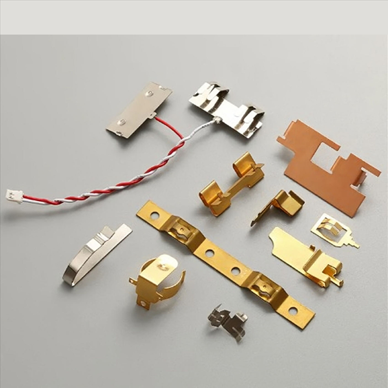 Producent OEM Niestandardowe mosiężne części do tłoczenia małych blach 5-gwiazdkowa usługa tłoczenia metali