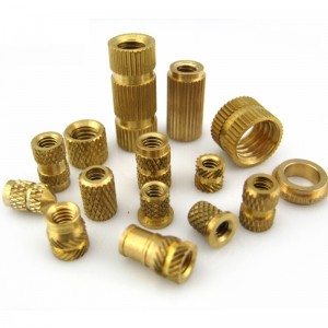 Nakrętka z mosiężną radełkowaną, ślepą wkładką gwintowaną