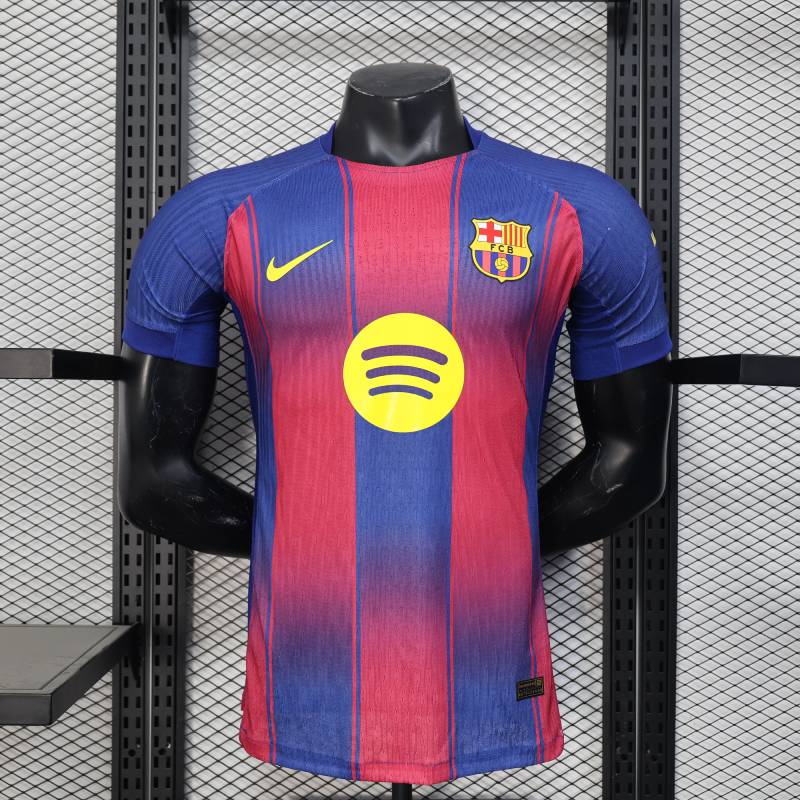 25/26 graczy Barcelona Home S-4xl